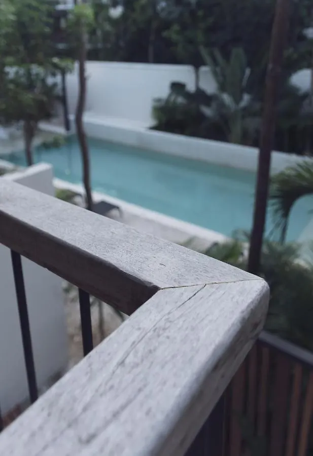 Отель Stylish Condo For 4 Rooftop & Pool Access Тулум
